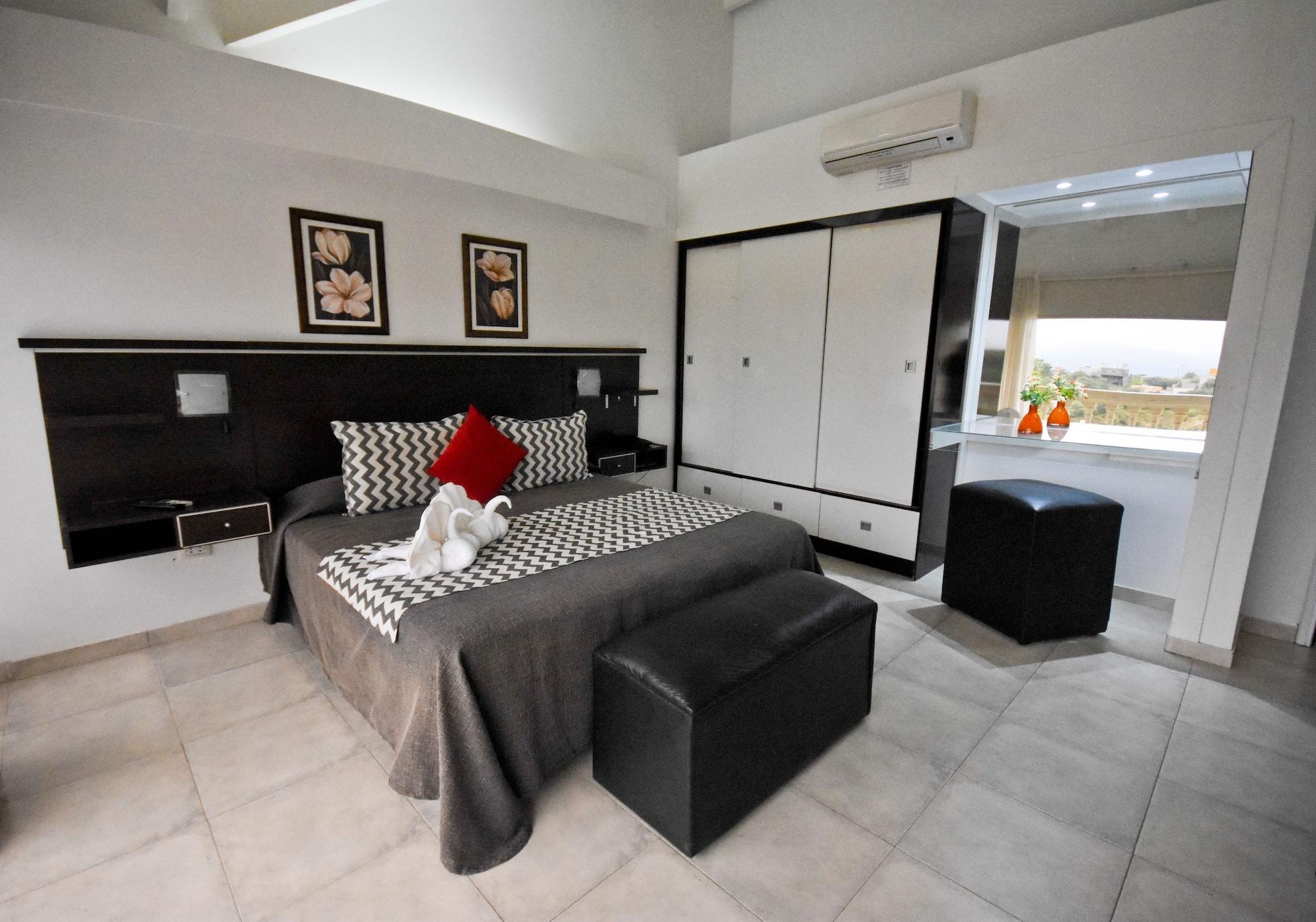 Villa La Font Apart Hotel & Spa Villa Carlos Paz Exterior photo