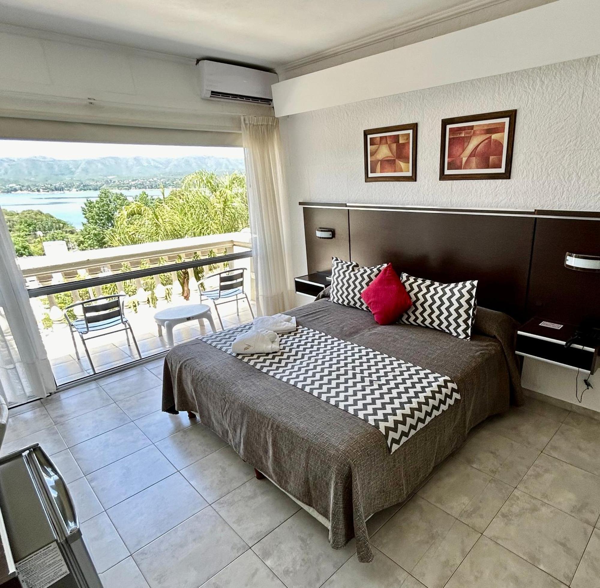 Villa La Font Apart Hotel & Spa Villa Carlos Paz Exterior photo