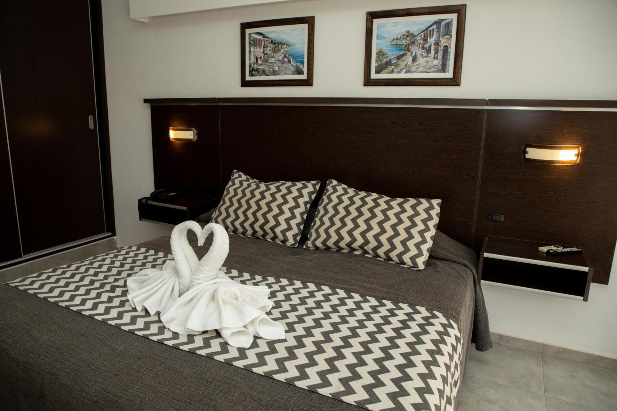 Villa La Font Apart Hotel & Spa Villa Carlos Paz Exterior photo